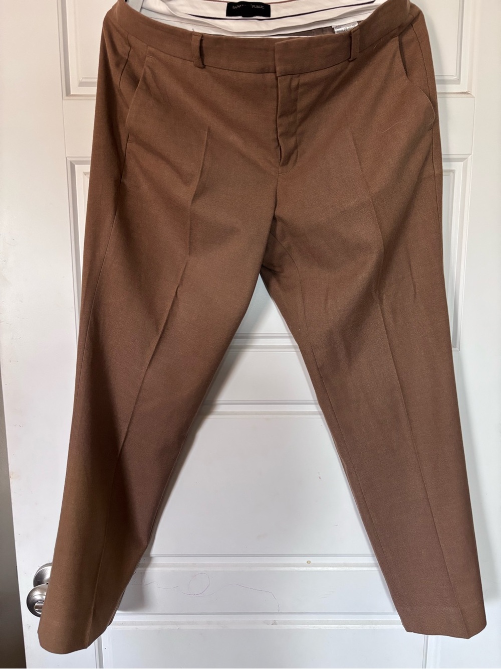 Lot of 4 Banana Republic Dress Pants, shorts, and 2 skirts. π€π€β¨